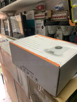 100arms Felicity Charge Controller