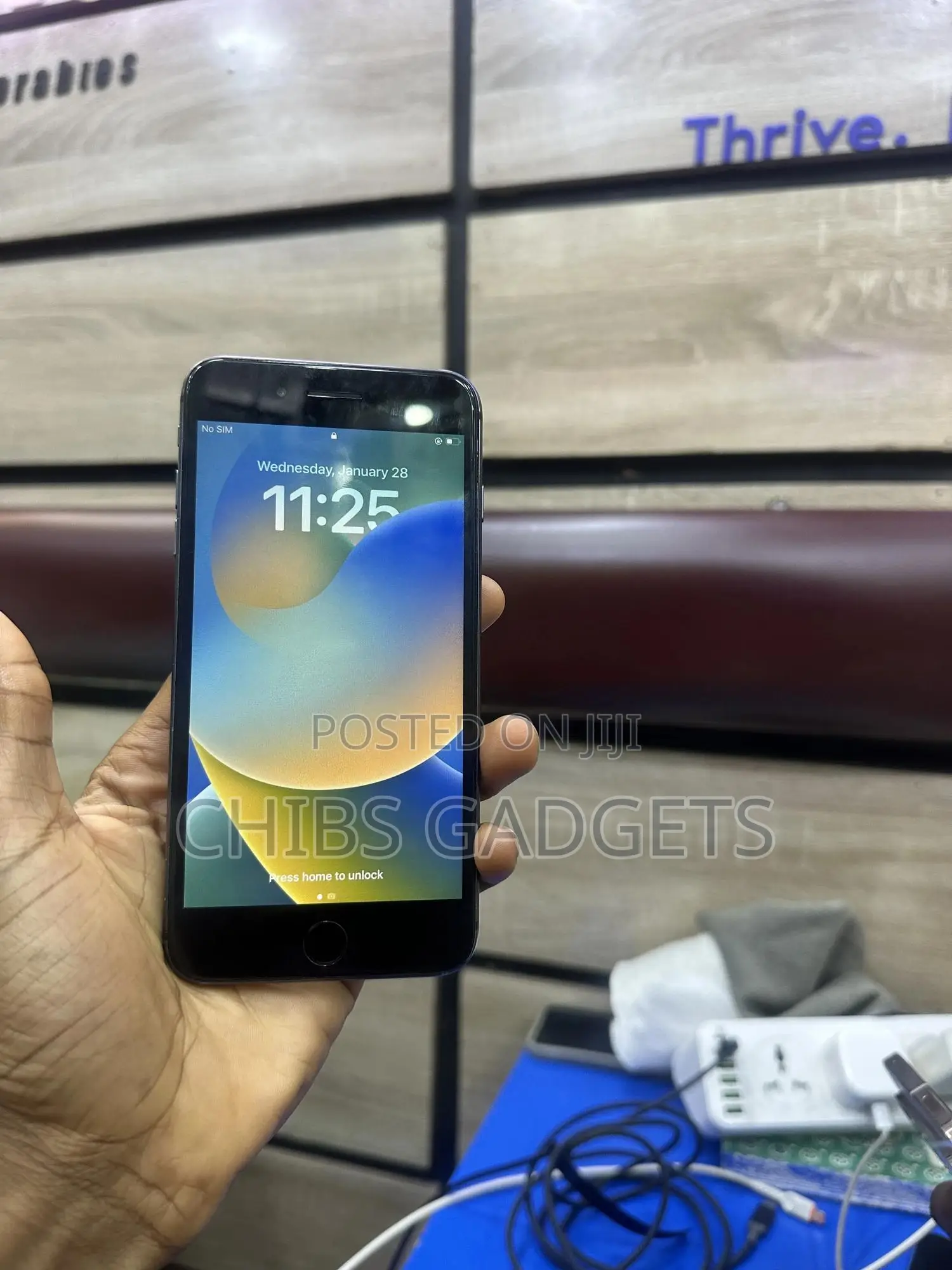 Apple iPhone 8 Plus 64 GB Black