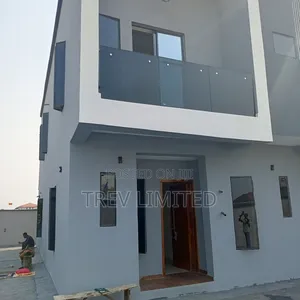 4bdrm Duplex in Lekki Pennusula, Ado / Ajah for sale