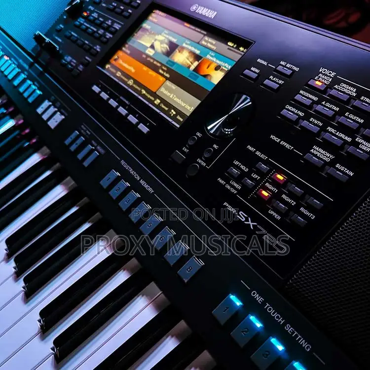 Yamaha PSR-Sx720 Digital Arranger Keyboard