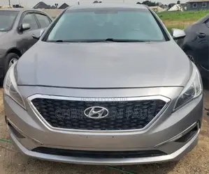 Hyundai Sonata Sport Sedan FWD (2.4L 4cyl 6A) 2017 Gray