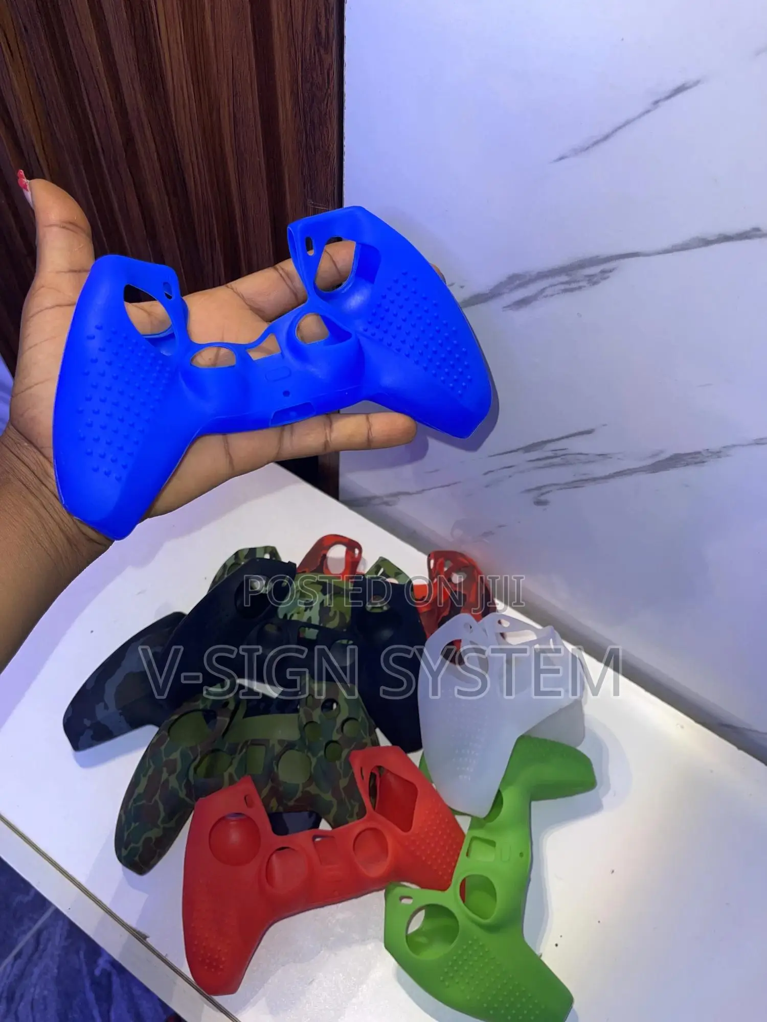 Silicon Pouch for Ps 5 and Ps4 Pad.