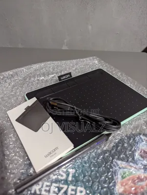 Wacom Bluetooth Graphics Tablet(Open Box)