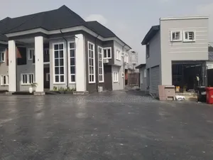 4bdrm Duplex in New Gra , Port for rent