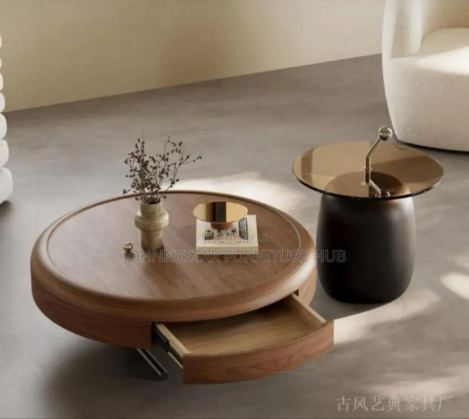 Oxford Unique Center Table
