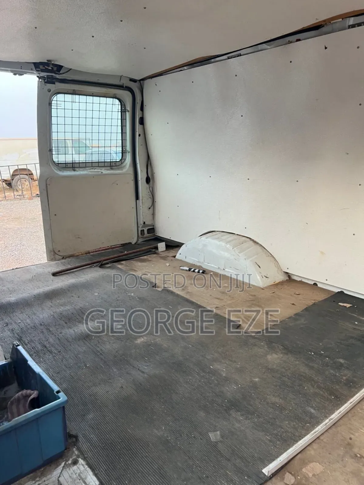 Ford E250 2007 White