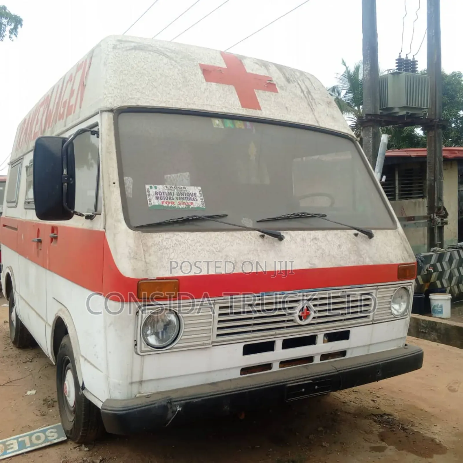Ford E550 1998 White