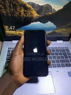 Apple iPhone XR 64 GB Black