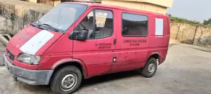 Ford Transit 1992 Red