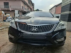 Hyundai Grandeur 2013 Black