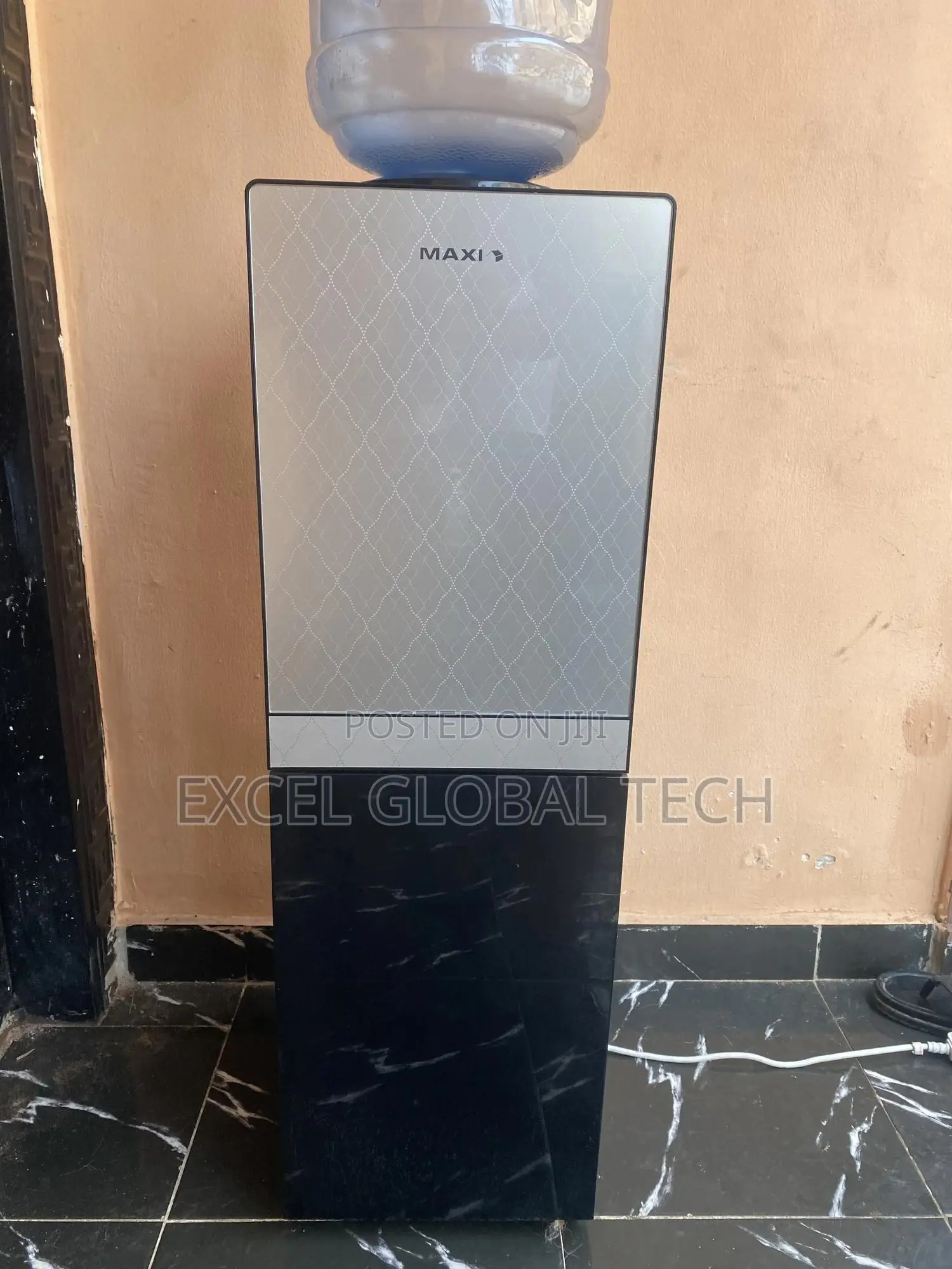 Water Dispenser