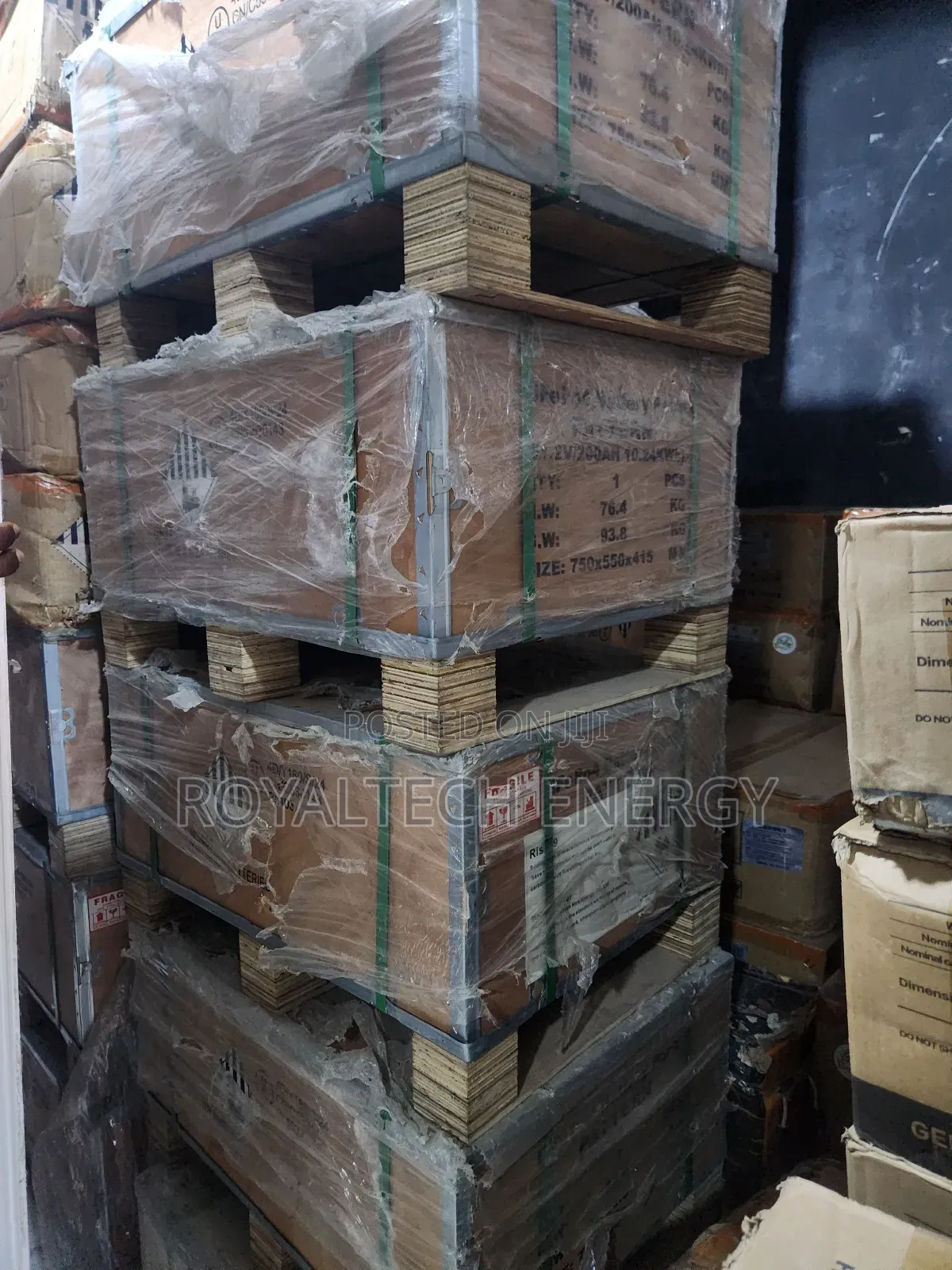 Pattern 10kwh 51.2v Lithium Phosphate Batteries