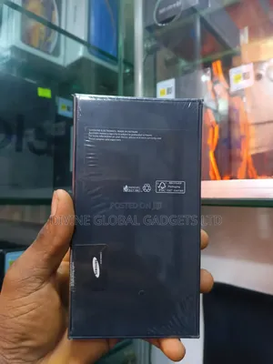 New Samsung Galaxy S22 5G 256 GB White