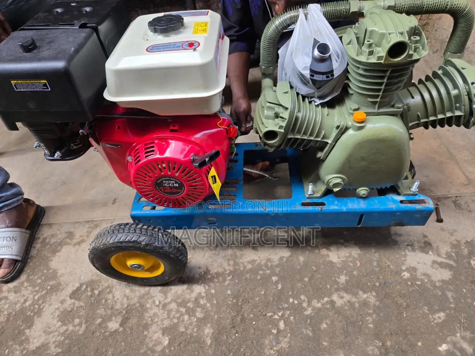 (Gasoline) Air Compressor.