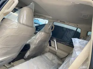 Toyota Land Cruiser Prado 4.0 Petrol TX-L 2022 White