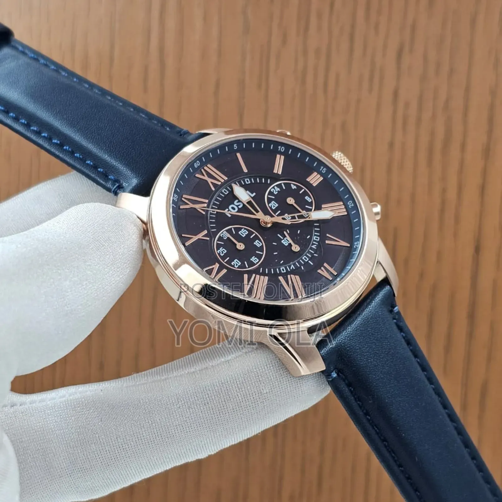 Fossil Chronograph Black Dial Wristwatch