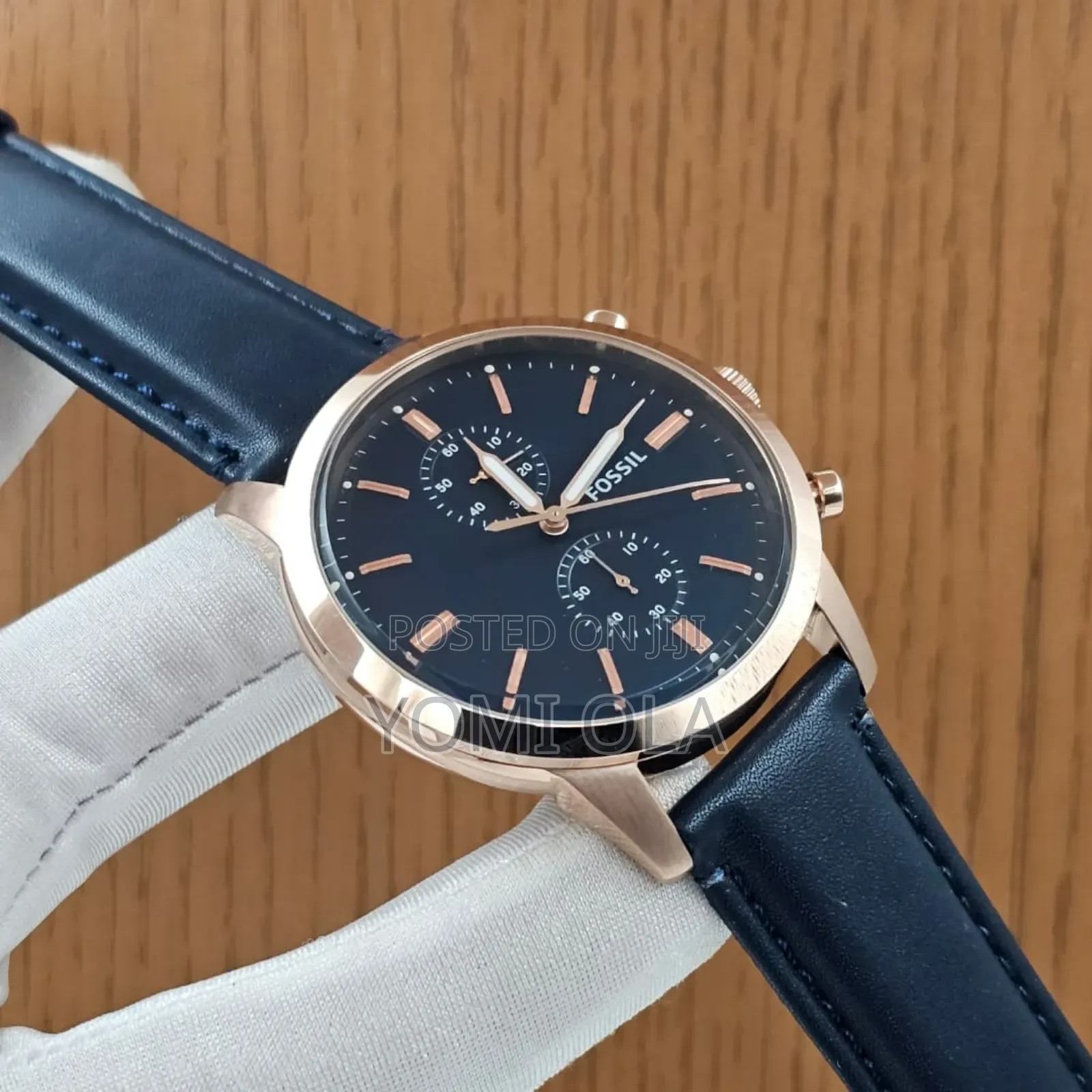 Fossil Chronograph Black Dial Wristwatch