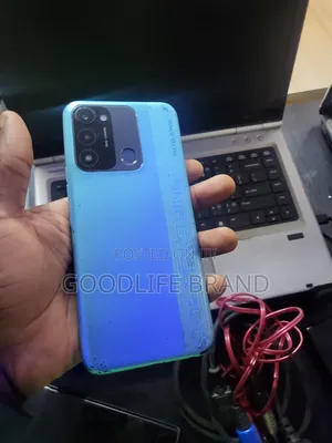 Tecno Spark 8C 64 GB Bronze