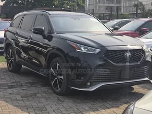 Toyota Highlander 2021 Black
