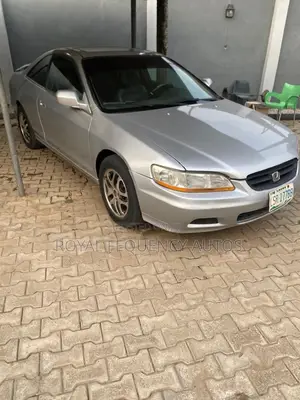 Honda Accord 2002 Silver