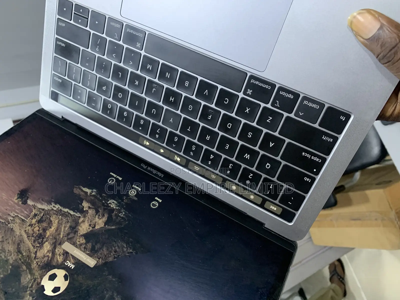 Laptop Apple MacBook Pro 2019 8GB Intel Core i5 SSD 256GB