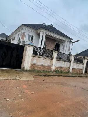 3bdrm Block of Flats in Ayobo for sale