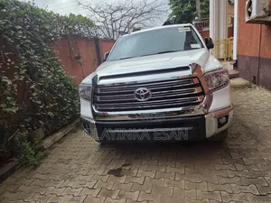 Toyota Tundra 2016 White