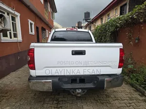 Toyota Tundra 2016 White