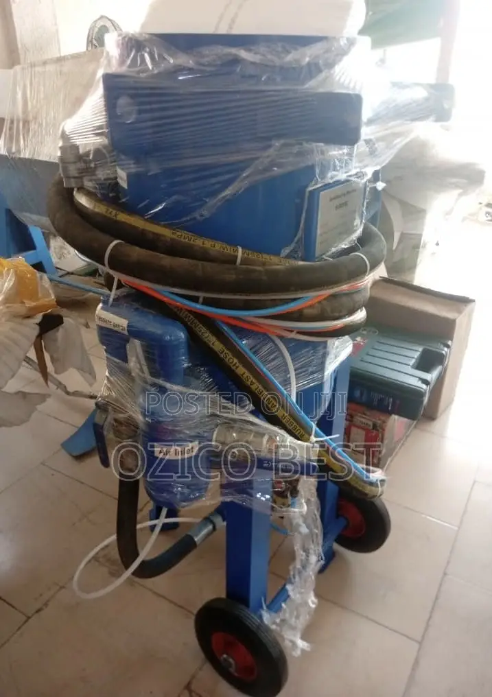 Sandblasting Machine