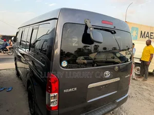 Toyota HiAce 2012 Grey