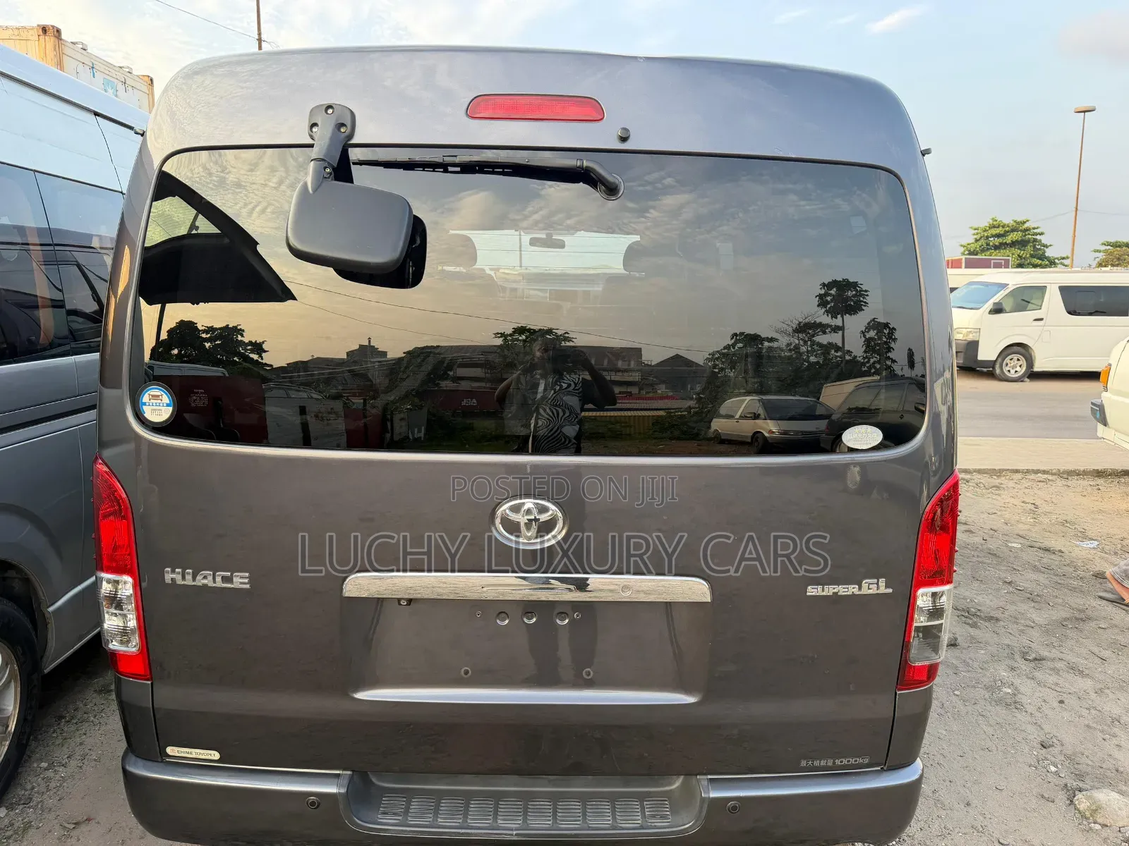 Toyota HiAce 2012 Grey