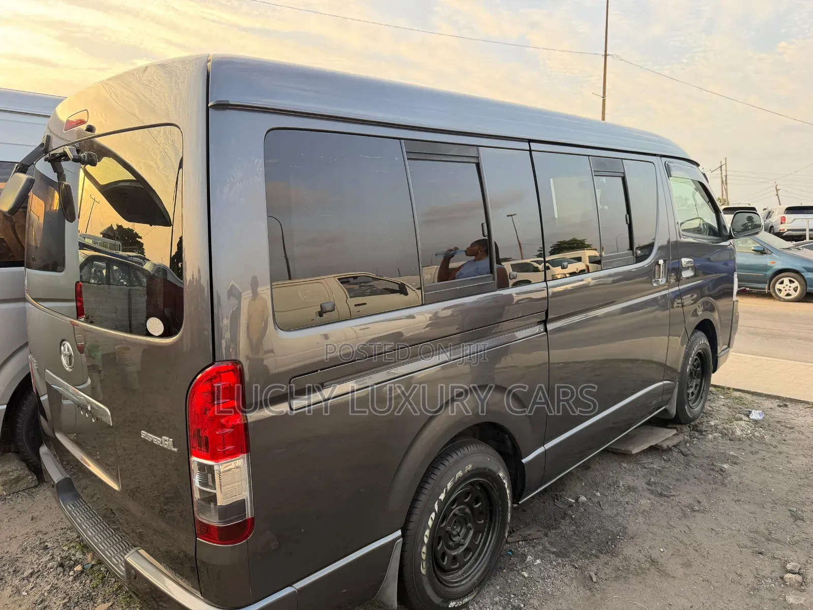 Toyota HiAce 2012 Grey
