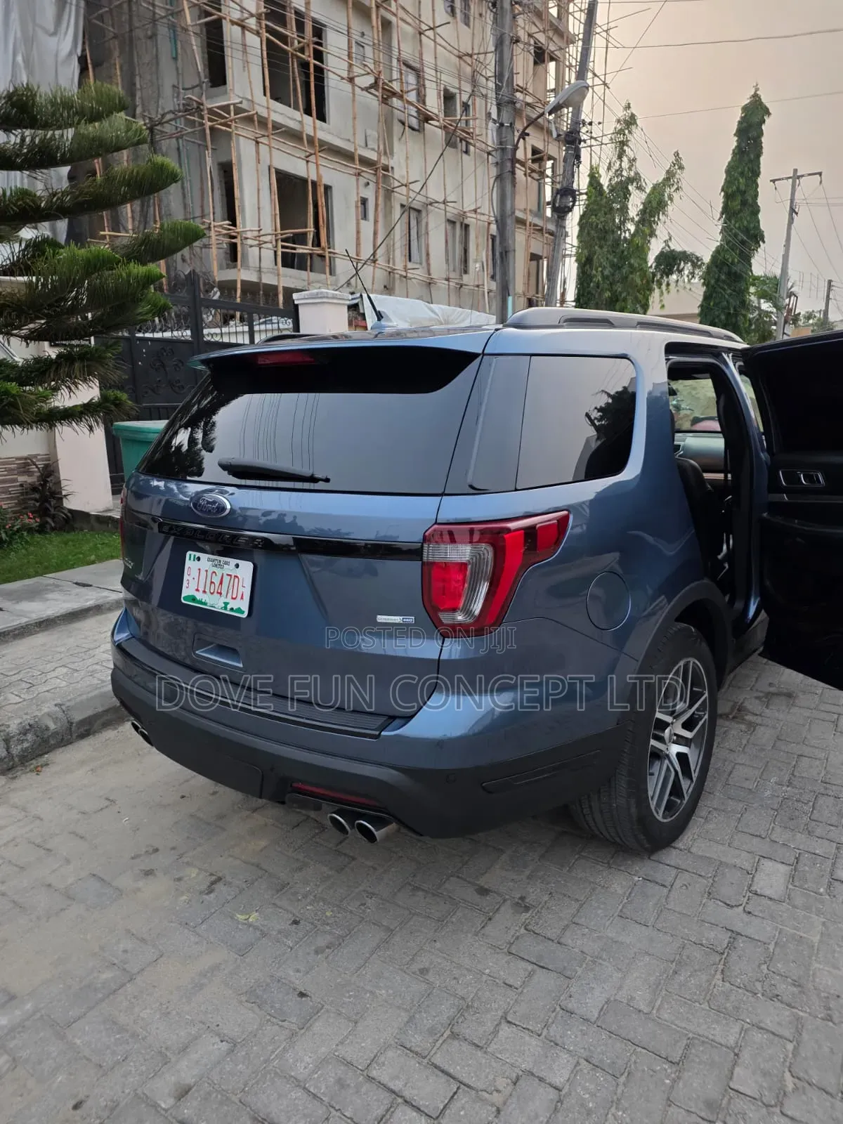 Ford Explorer 2018 Blue