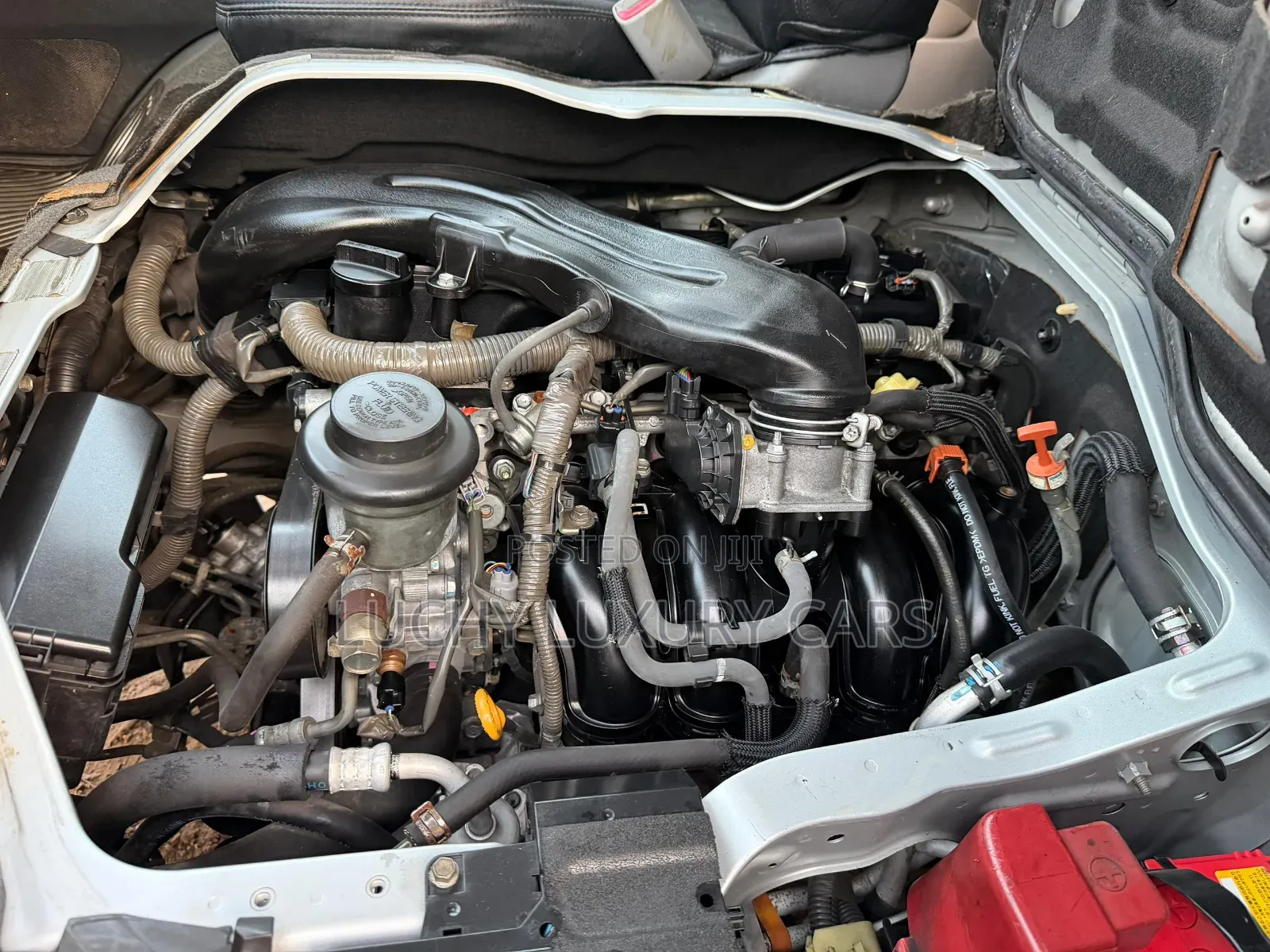 Toyota HiAce 2011 Silver