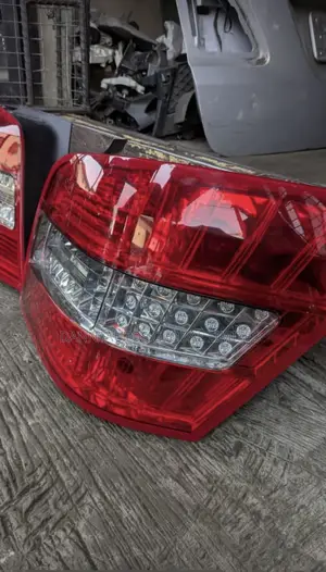 Tail Light GLK 350 2012 Model Led Feature