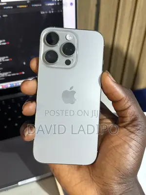 Apple iPhone 16 Pro 128 GB Gray
