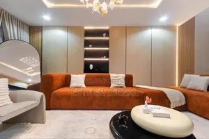 2 Bedroom Duplex Apartment