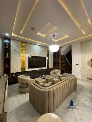 Furnished 4bdrm Apartment in Ikota Villa Estate, Ajah for rent
