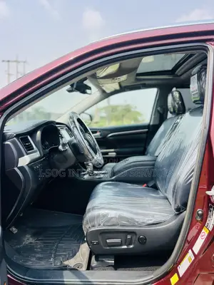 Toyota Highlander Limited 4dr SUV AWD (3.5L 6cyl 6A) 2015 Red