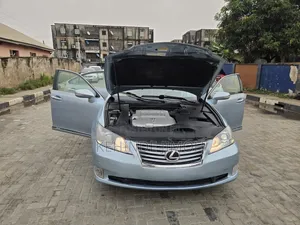 Lexus ES 350 2012 Blue