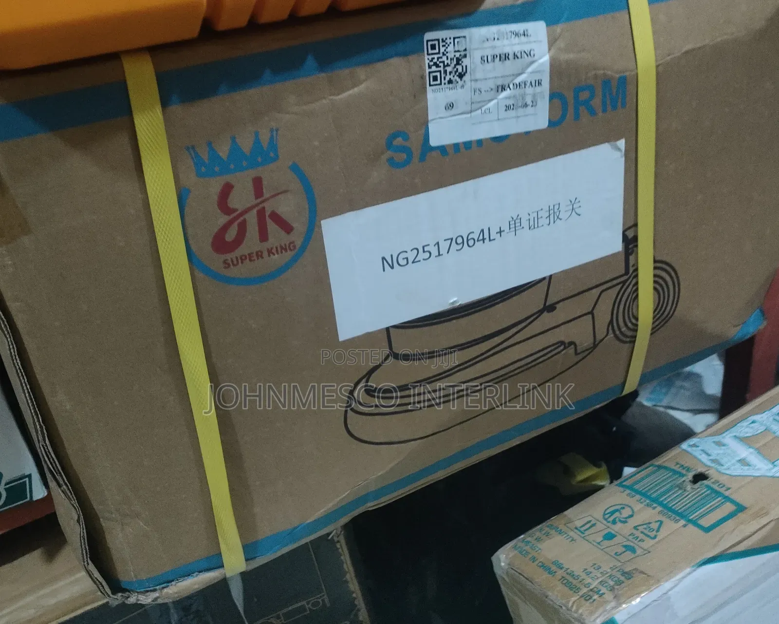 Floor Scrubbing Machine