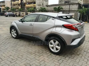 Toyota C-HR 2019 Silver