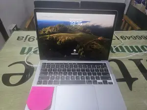 Laptop Apple MacBook Pro 2020 8GB Apple M1 SSD 256GB