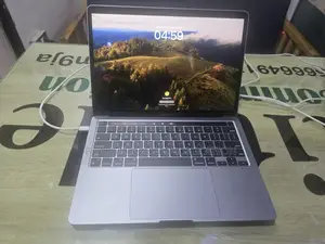 Laptop Apple MacBook Pro 2022 M2 8GB Apple M2 SSD 256GB