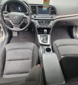 Hyundai Elantra ECO Sedan FWD (1.4L 4cyl 7A) 2017 Silver