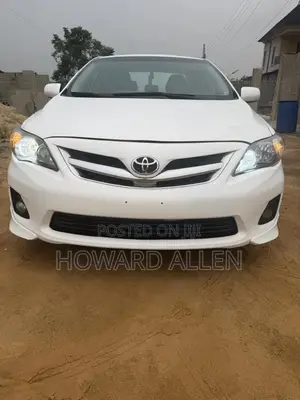 Toyota Corolla S 4dr Sedan (1.8L 4cyl CVT) 2014 White