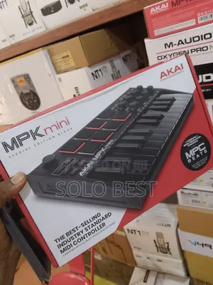 Akai MPK Mimi Midi Controller