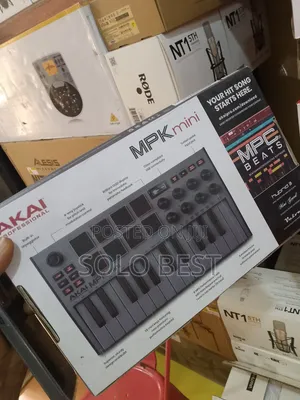 Akai MPK Mimi Midi Controller