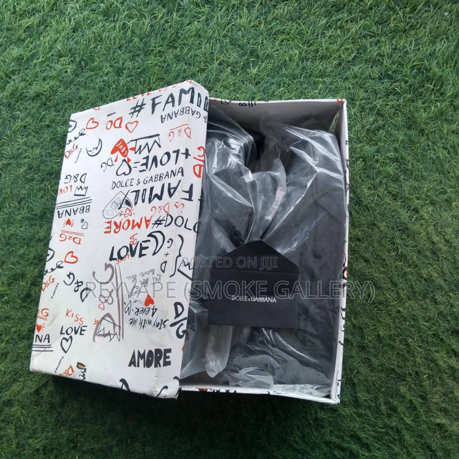 Dolce Gabbana Sneaker With Box