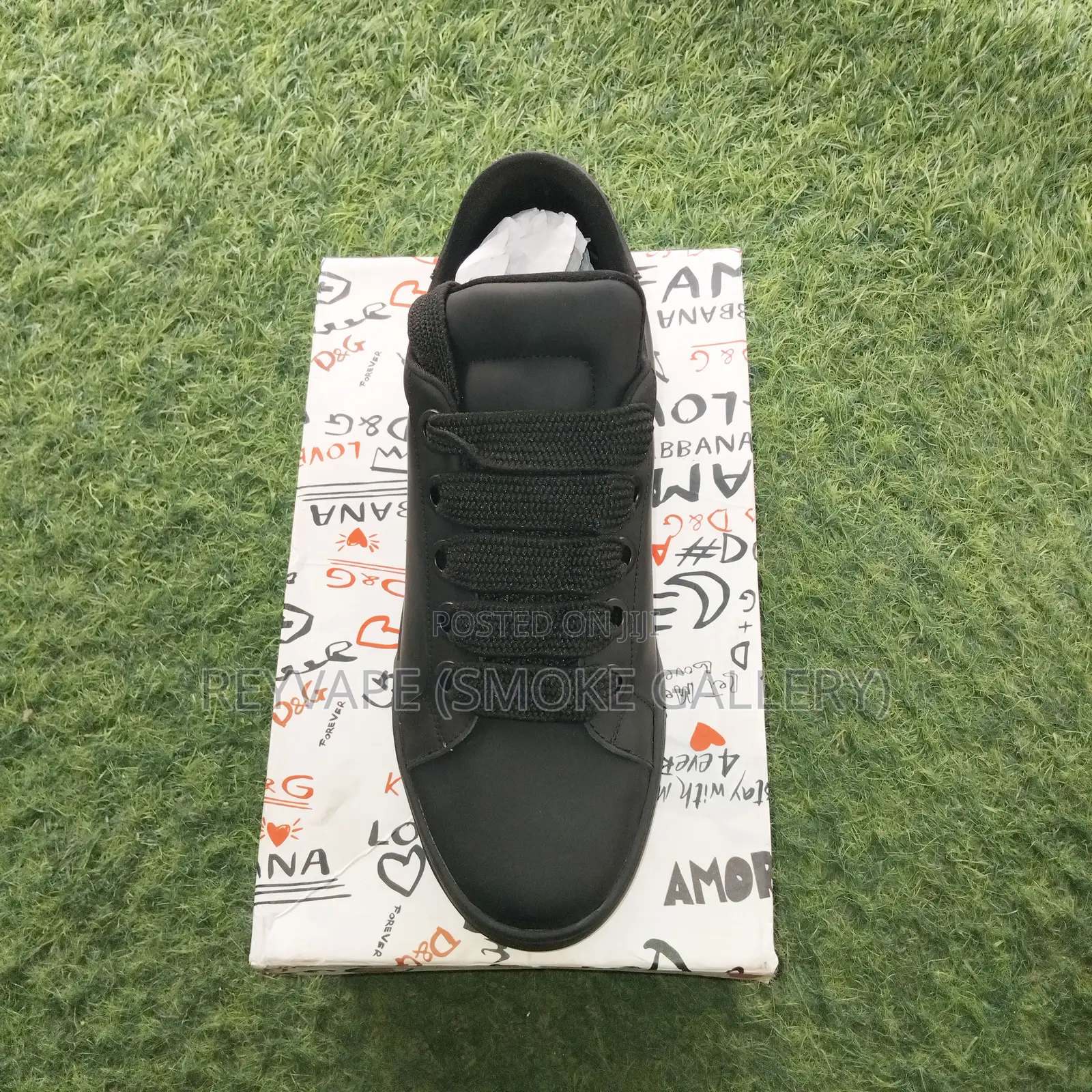 Dolce Gabbana Sneaker With Box